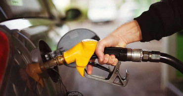 Benzine indirim var mı, motorine indirim geldi mi, Akaryakıt fiyatlarına indirim gelecek mi? Benzine ve otogaza flaş indirim!
