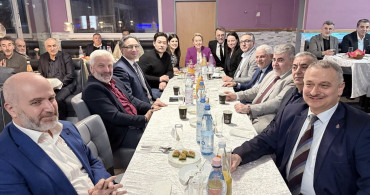 Berlin Ekonomi Bakanı Giffey, Aziziye Camisi Derneği'nin İftar Programında