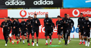 Beşiktaş 7 İsimle Yollarını Ayırıyor