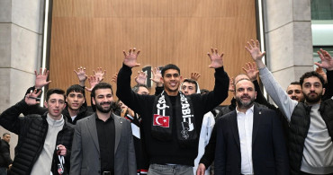 Beşiktaş, Devis Vasquez ile Transfer Görüşmelerine Başladı