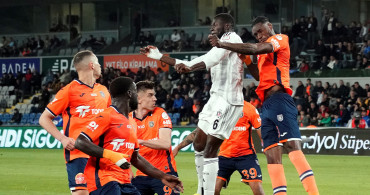 Beşiktaş'ı eski yıldızı yıktı: Başakşehir ile berabere kaldı
