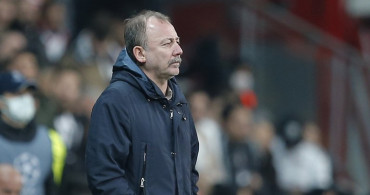 Beşiktaş'ın Ajax Mağlubiyetinin Ardından Sergen Yalçın'dan Dikkat Çeken Açıklamalar!