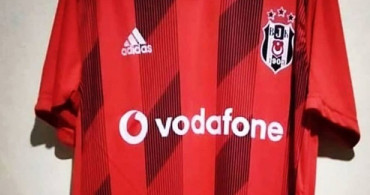 Beşiktaş'ın Yeni Sezon Forması Sızdırıldı! İşte O Farklı Renkteki Forma!