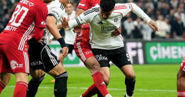 Beşiktaş'ta Emirhan Topçu Cezalı Duruma Düştü