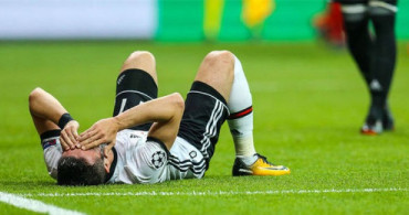Beşiktaş'ta Sakatlık Krizi! Burak Yılmaz Ve Quaresma'dan Sonra O Da Sakatlandı!