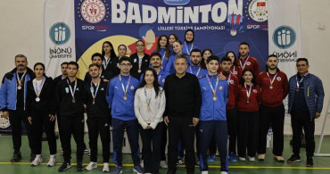 BEUN Badminton Takımı, UNİLİG'de Şampiyonluk Elde Etti