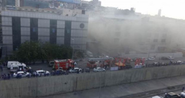 Beylikdüzü'nde Sanayi Sitesinde Yangın!