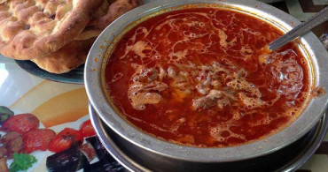 Beyran Çorbasının Tarifi Ve Faydaları 