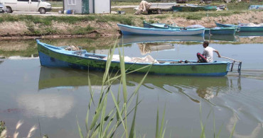Beyşehir gölü'nde balıkçılar yeni av sezonunu 'vira bismillah' diyerek açtı
