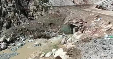 Beytüşşebap'ta Sel Sonrası Temizlik Çalışmaları