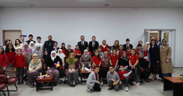 Bilecik Huzurevi'nde Anneler Günü Kutlaması