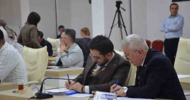 Bilecik Meclisinde İhale Dosyaları Tartışması