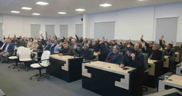 Bilecik Muhtarlar Derneği'nde İlhami Çınar Güven Tazeledi