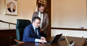 Bilecik Valisi Faik Oktay Sözer, Yılın Kareleri Oylamasında