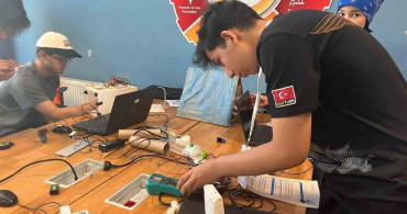 Bilecikli gençler projelerini sergiledi