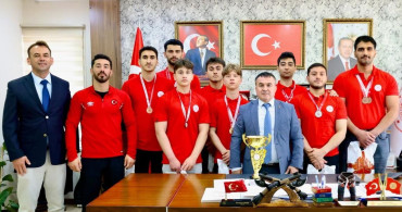 Bilecikli Sporcular YURTLİG Bilek Güreşi Türkiye Şampiyonu