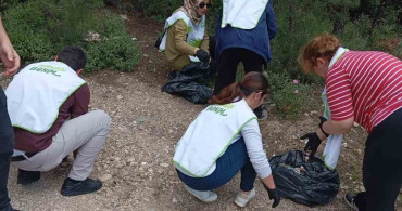 Bilecik'te Gençler Doğaya Sahip Çıktı