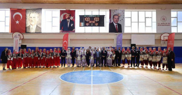 Bilecik'te Halk Oyunları Finali Yoğun İlgiyle Gerçekleşti