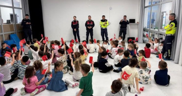 Bilecik'te öğrencilere trafik eğitimi verildi
