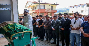 Bilecik'te sevilen muhtar mustafa canbaz son yolculuğuna uğurlandı