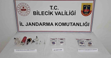 Bilecik'te Uyuşturucu Operasyonu: Üç Şüpheli Yakalandı