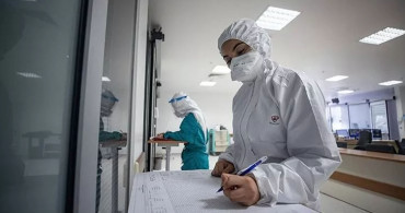 Bilim Kurulu Üyesi Tevfik Özlü Koronavirüs Hakkındaki Son Gelişmeleri Aktardı!