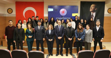 Bilişim Çağında Dezenformasyon: Bilgiye Ulaşmanın Yolları