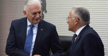 Binali Yıldırım Kayseri'de Türkoloji Zirvesi için Bir Araya Geliyor