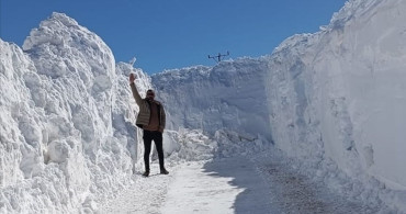 Bingöl Karlıova'da Mezra Yolu Ulaşımına Kavuştu