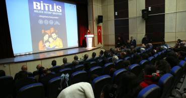 Bitlis Ailece Kitap Okuyor Projesi Tanıtımı Yapıldı