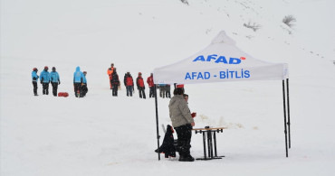 Bitlis'te Çığda Arama Kurtarma Tatbikatı Gerçekleştirildi