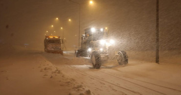 Bitlis'te Kar Yağışı Nedeniyle Ağır Vasıtalar İçin Yol Kapanmaları