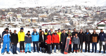 Bitlis'te Kayak Yarışmaları Heyecanı