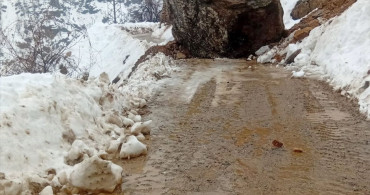 Bitlis'te Yol Temizleme Çalışmaları Başlatıldı