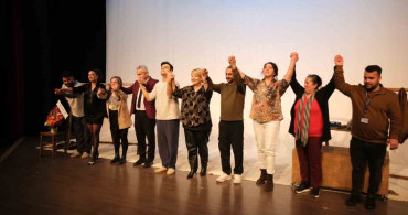 Bodrum Belediyesi Şehir Tiyatrosu 9 Yaşında: Cambazın Cenazesi ile Kutlama