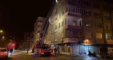 Bodrum Katta Büyüyen Yangın Paniğe Yol Açtı