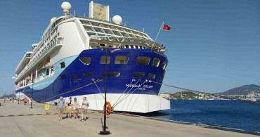 Bodrum'a İki Yeni Kruvaziyer Gemisi Ziyaret Etti