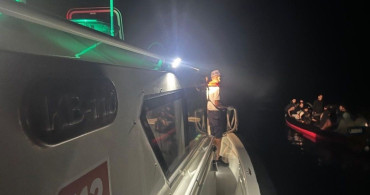 Bodrum’da düzensiz göçmenler kurtarıldı, bir kaçakçı yakalandı