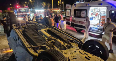 Bodrum'da kavşakta iki otomobil çarpıştı: 1 yaralı