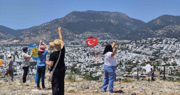 Bodrum'da Renkli Uçurtma Festivali Yoğun Katılımla Gerçekleştirildi
