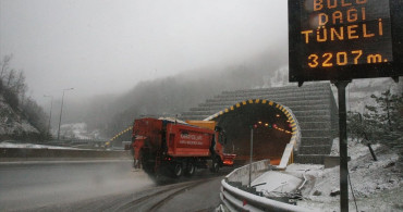 Bolu Dağı Geçişinde Kar Yağışı Başladı