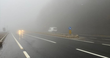 Bolu Dağı'nda D-100 Kara Yolunda Sis ve Sağanak Yağış