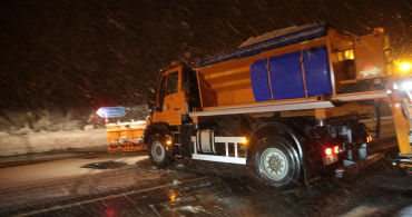 Bolu Dağı'nda Kar Yağışı Etkili Olmaya Devam Ediyor