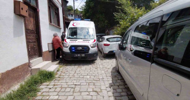 Bolu'da ambulans park nedeniyle geç ulaşamadı, sağlık ekipleri yürümek zorunda kaldı