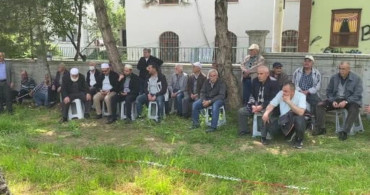 Bolu'da Arife Günü Kabir Ziyaretleri