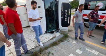 Bolu’da beton mikseri devrildi: 1 yaralı