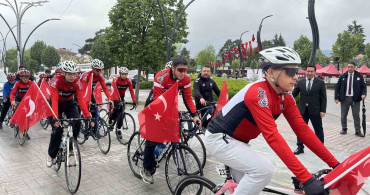 Bolu'da Gençlik Haftası Bisiklet Korteji