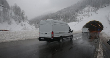 Bolu'da Kar Yağışı Nedeniyle Eğitime Ara Verildi