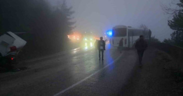 Bolu'da Midibüs ile TIR Çarpıştı: 3 Yaralı