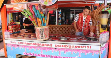 Bolu'da Sıcak Havalarda Dondurma Satışları Patladı